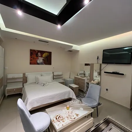 Apartment Sense Apts Tirana