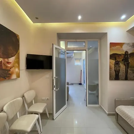 Lejlighed Sense Apts