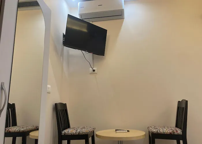 Sense Apts 티라나