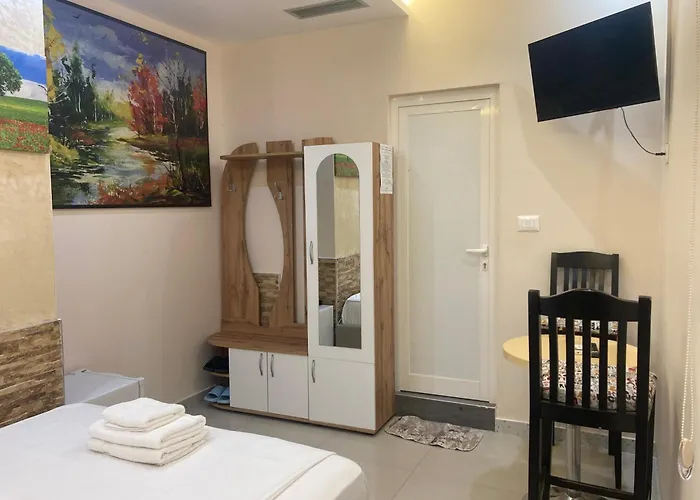 Sense Apts * 티라나